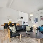 In With 3 Bedrooms, Sauna And Internet Ebeltoft