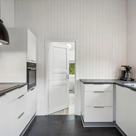 Dom wakacyjny In With 3 Bedrooms, Sauna And Internet