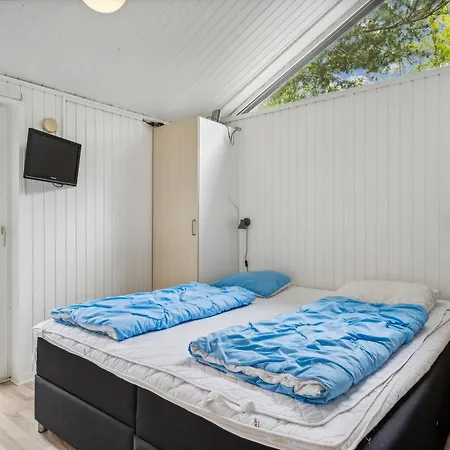 Dom wakacyjny In With 3 Bedrooms, Sauna And Internet Ebeltoft