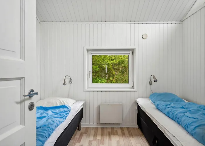 In With 3 Bedrooms, Sauna And Internet Ebeltoft