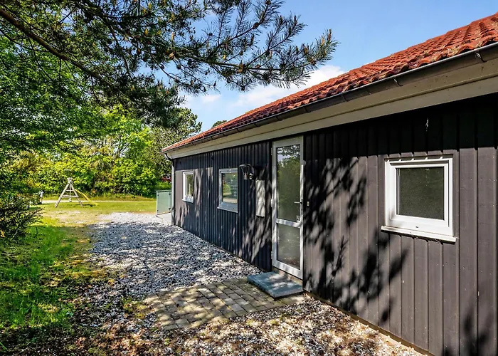 Casa vacanze In With 3 Bedrooms, Sauna And Internet *